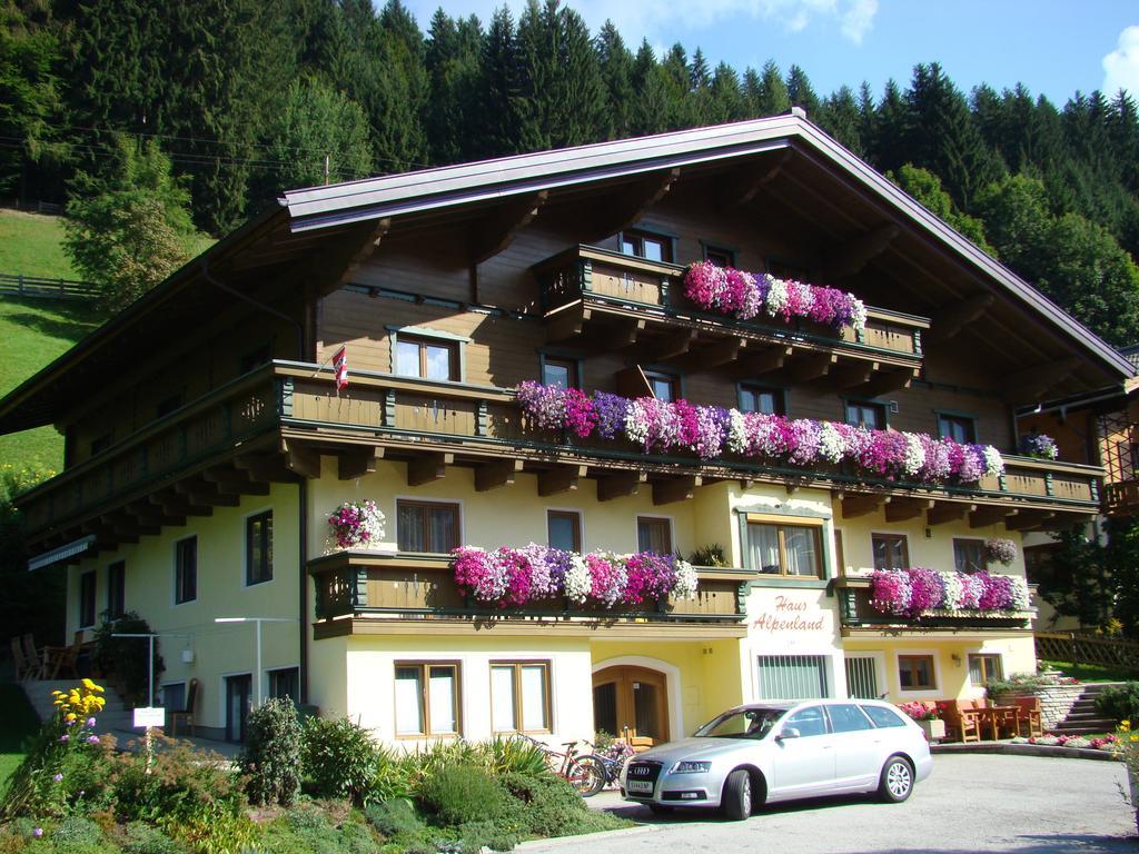 Haus Alpenland Hotell Wagrain Exteriör bild